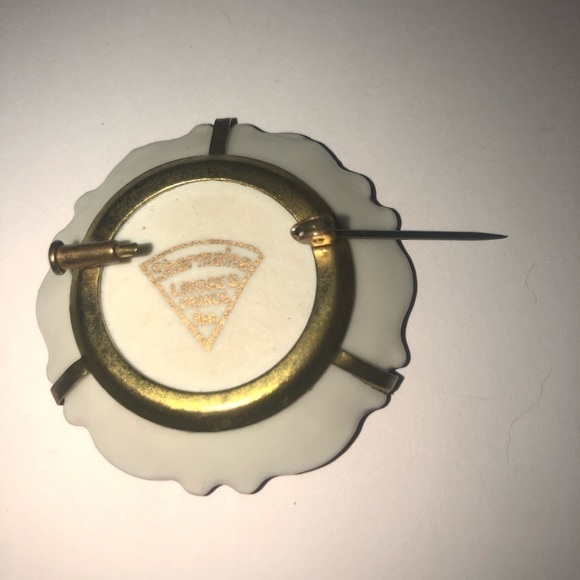 Vtg Charmaine Limoges Fragonard France Hand Painted Miniature Plate Brooch 1.3” - Picture 5 of 7